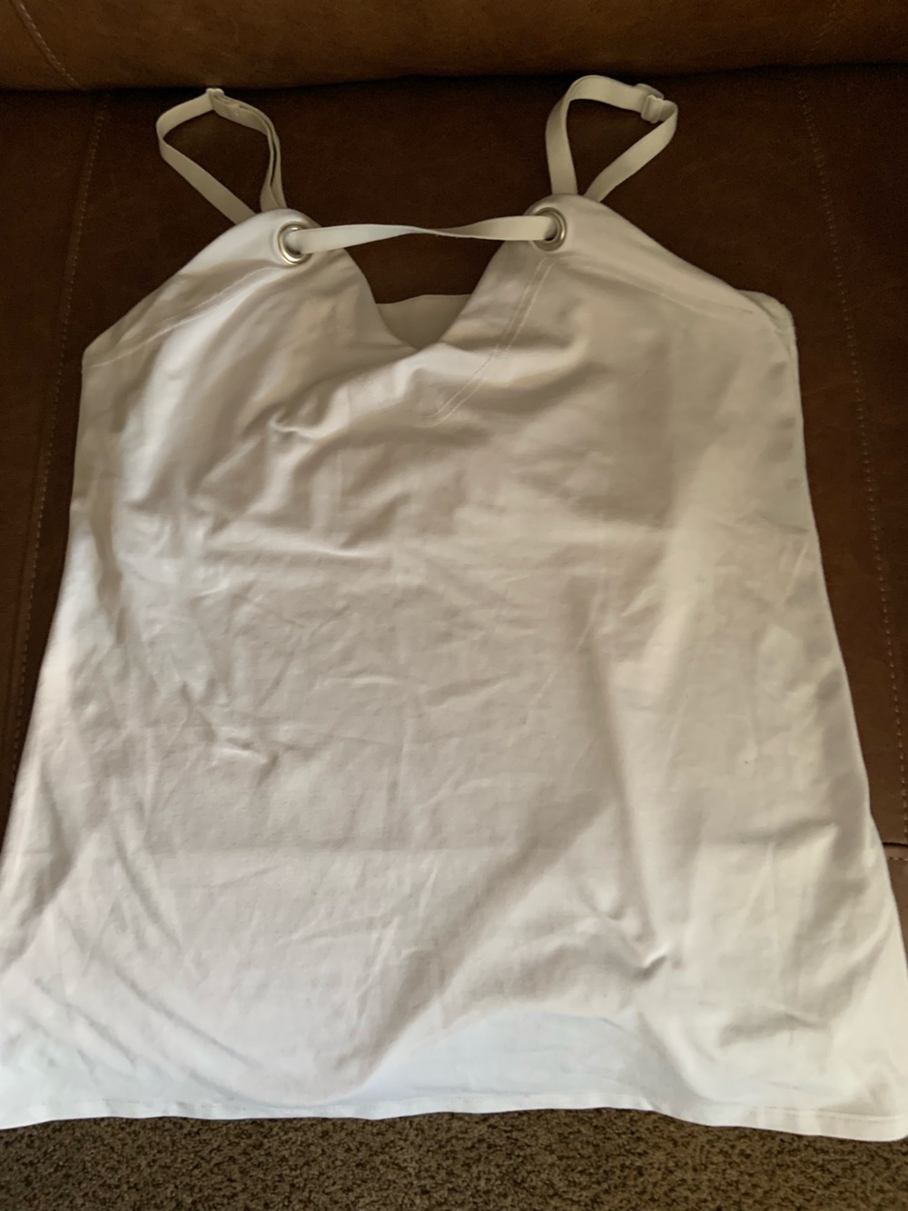 Fabletics tank with built in shelf